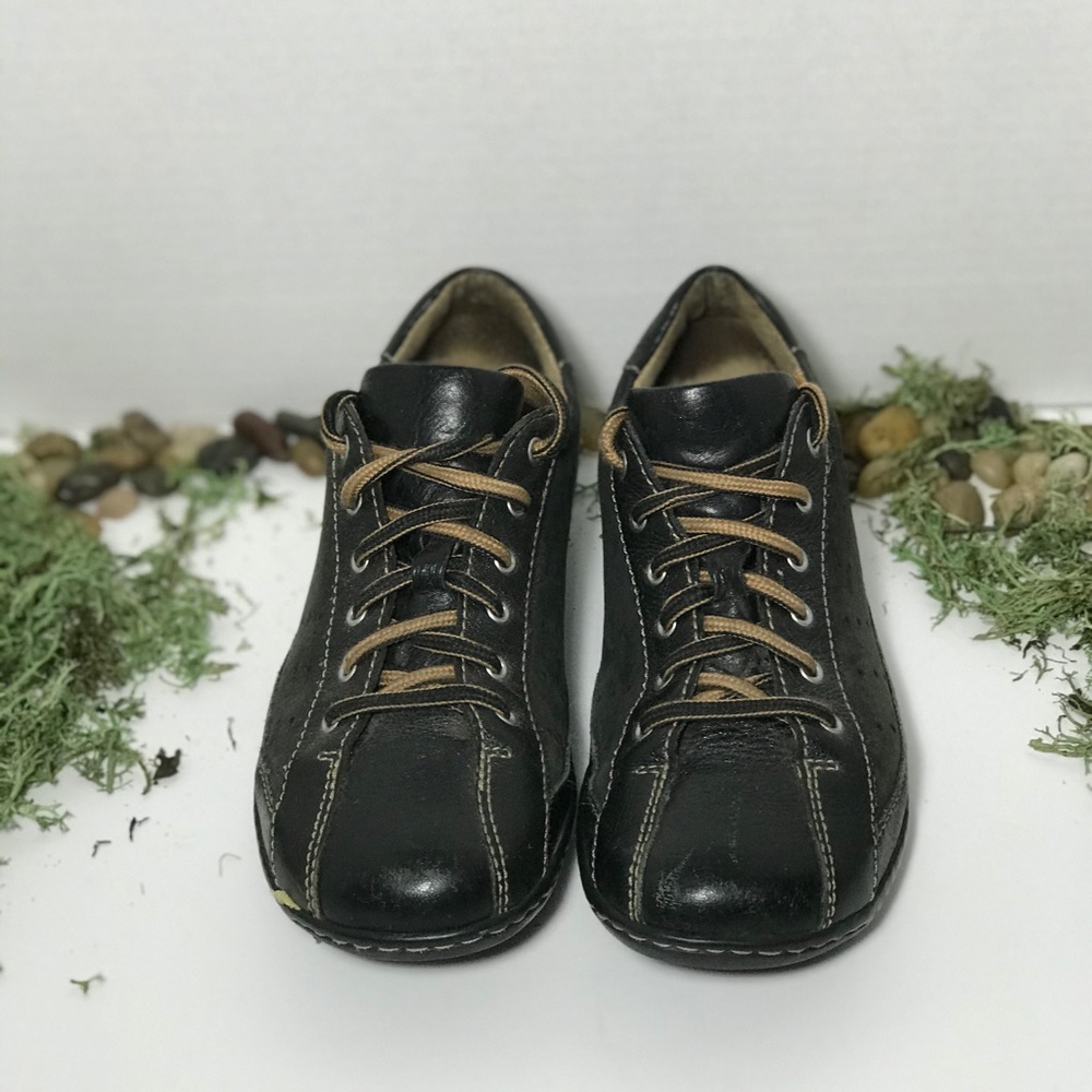 Born Tennis Shoes